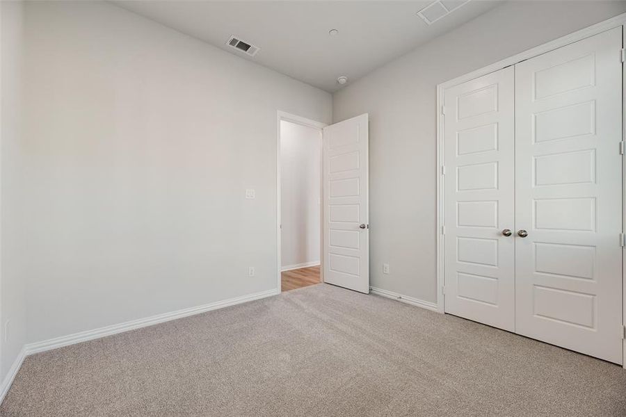 Spacious, unfurnished interior of a new home in Wade Settlement Townhomes, Frisco (Image 25).