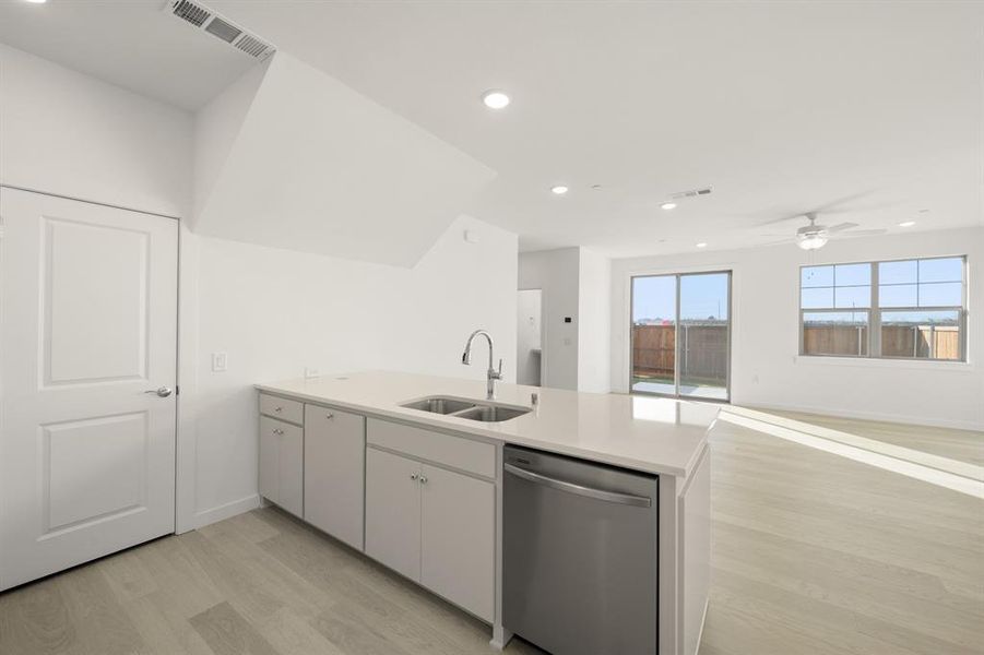 4619 Haws Trail_ 2572_Onyx- Kitchen-2