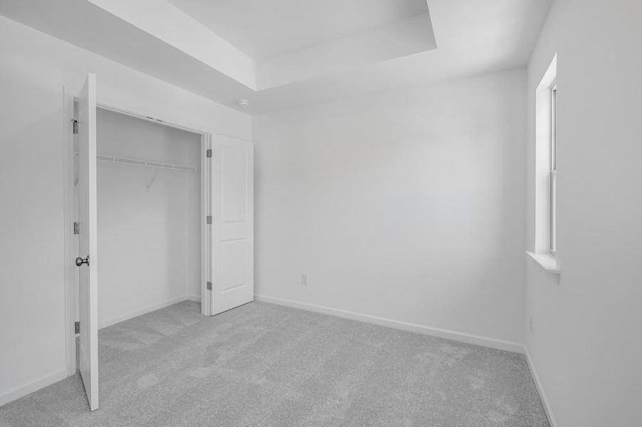 Spacious, unfurnished interior of a new home in Hampton Trace, Marietta (Image 19).