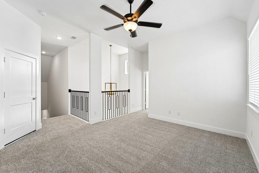 REPRESENTATIVE OF FLOOR PLAN ONLY REPRESENTATIVE OF FLOOR PLAN ONLY