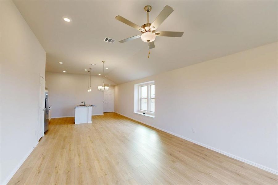 Spacious, unfurnished interior of a new home in Mobberly Farms, Pilot Point (Image 16). Spacious, unfurnished interior of a new home in Mobberly Farms, Pilot Point (Image 16).