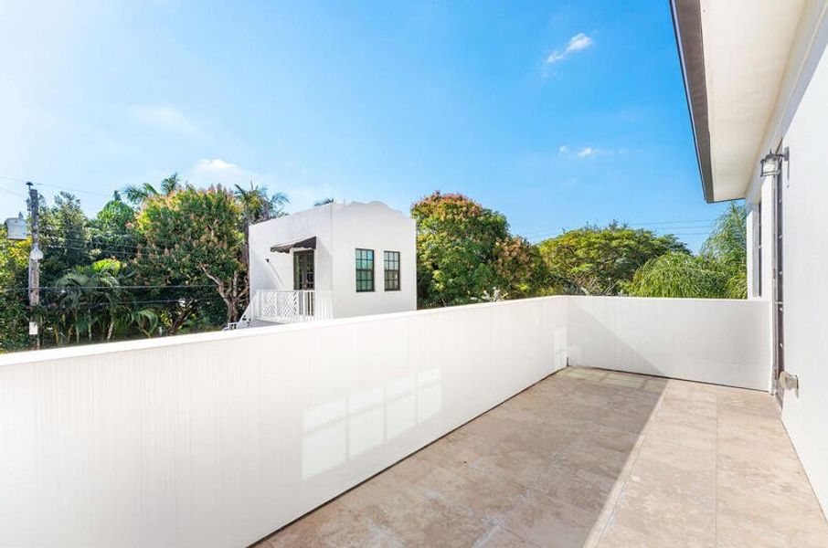 untitled-24.jpg-vsuniqueid-6954095c03481