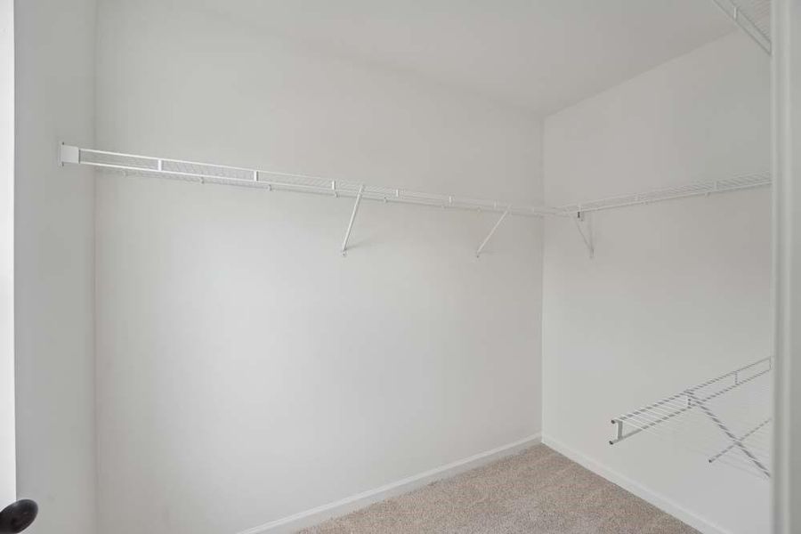 Spacious, unfurnished interior of a new home in Laurelwood, Douglasville (Image 14).