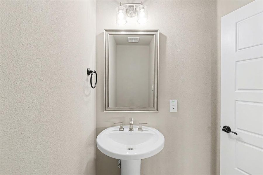 Close-up of interior finishes inside a home in , Prosper (Image 20).