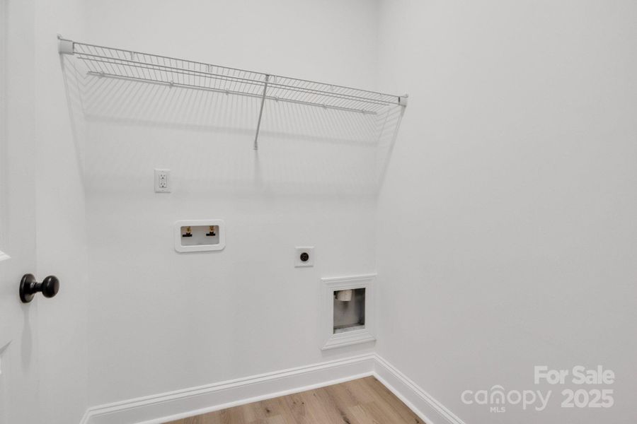 Spacious, unfurnished interior of a new home in , Kannapolis (Image 18).