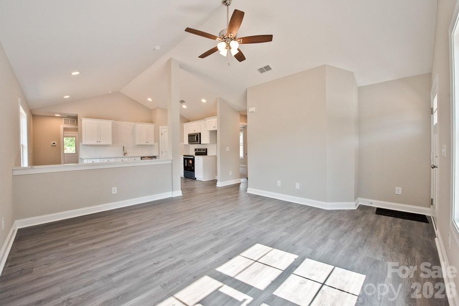 Spacious, unfurnished interior of a new home in , Landis (Image 11).