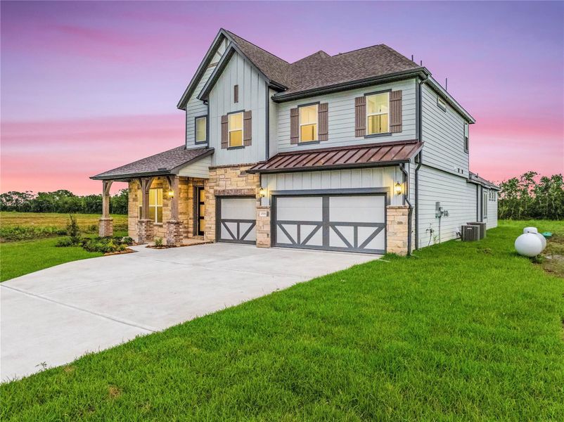 Front exterior of a new home in , Rosharon, TX, highlighting curb appeal (Image 31). Front exterior of a new home in , Rosharon, TX, highlighting curb appeal (Image 31).