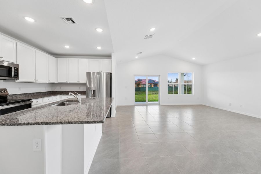 Kitchen, Dining Area & Great Room