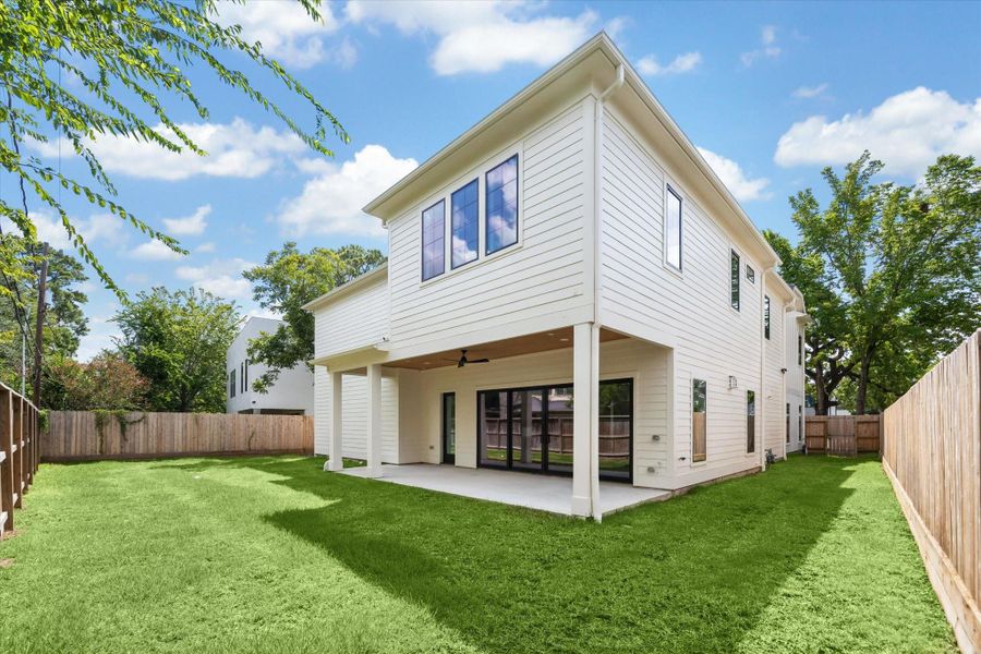 Gracious size yard perfect for a pool and or playground area. Gracious size yard perfect for a pool and or playground area.