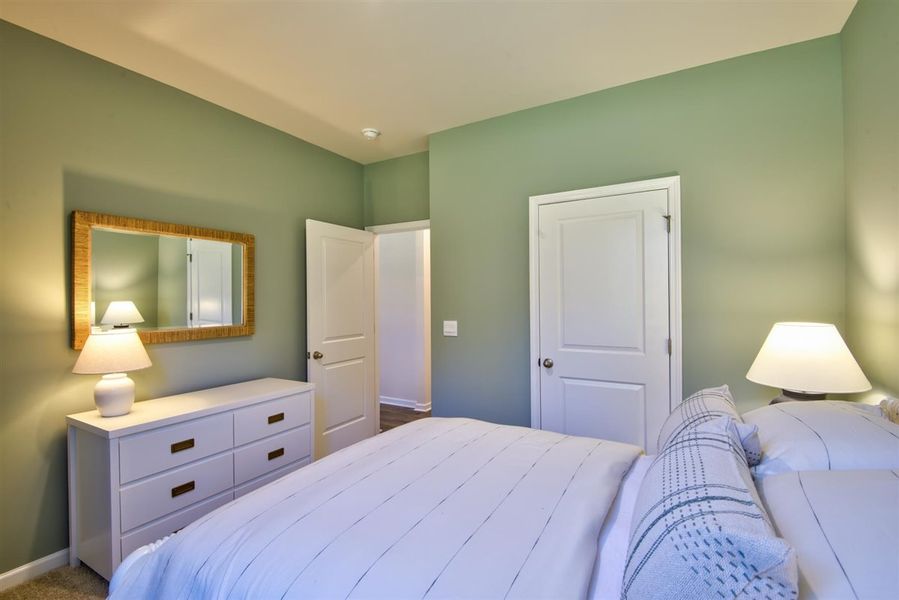 Representative furnished interior of a home built from the HAYDEN by D.R. Horton in Raven Ridge, Lexington (Image 24).