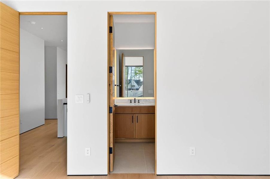 Furnished interior view inside a new home in , Alpharetta (Image 19).