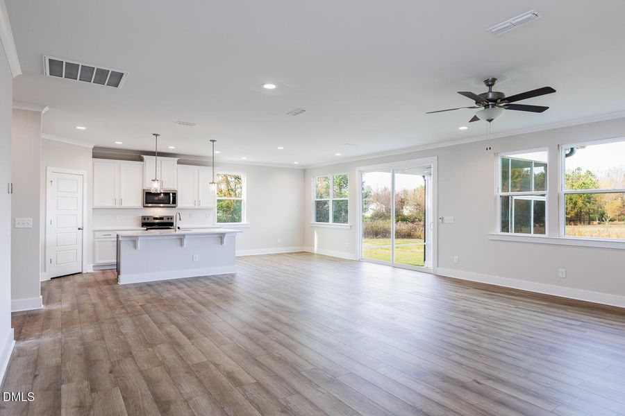 RDU_GroveatGinBranch_Clearwater_Lot 7_gr