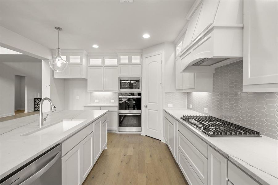 Furnished interior view inside a new home in Somerset - Phase 5, Mansfield (Image 4). Furnished interior view inside a new home in Somerset - Phase 5, Mansfield (Image 4).