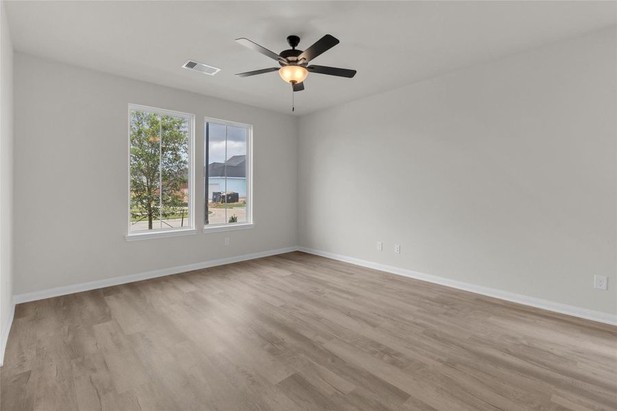 Spacious, unfurnished interior of a new home in Elyson, Katy (Image 23).