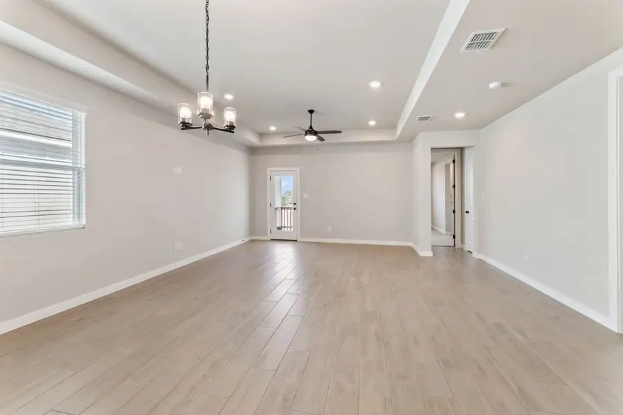 Representative unfurnished interior of a home built from the Pecos by Hakes Brothers in Highland Ridge, New Braunfels (Image 22).