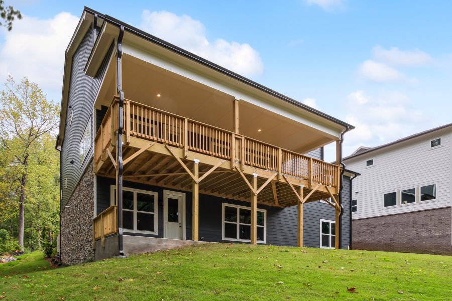 Representative exterior details of a home built from the The Ransdall by David Weekley Homes in Havencroft, Woodstock (Image 4).