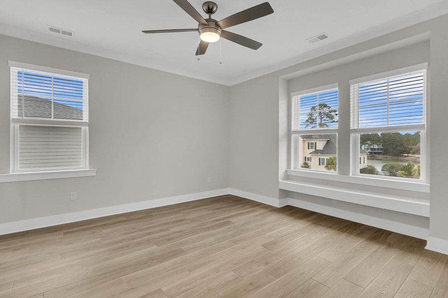 Spacious, unfurnished interior of a new home in , Mount Pleasant (Image 31).