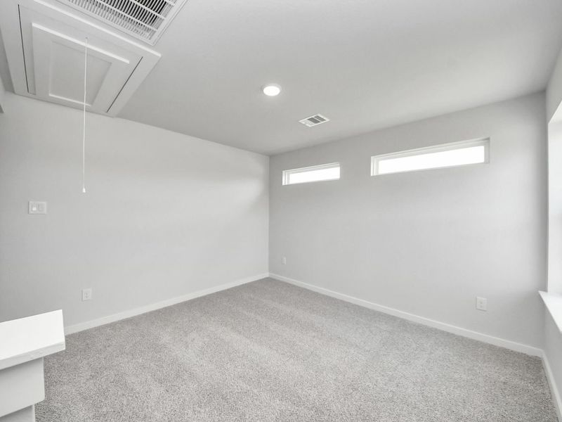 Spacious, unfurnished interior of a new home in Liberty Estates, Cleveland (Image 30).