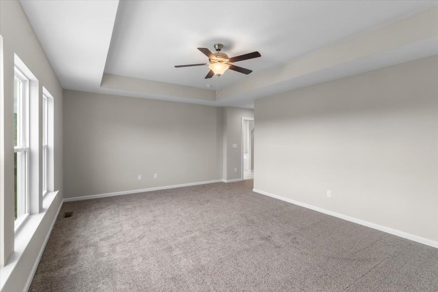 Spacious, unfurnished interior of a new home in Windsor, North Augusta (Image 29).