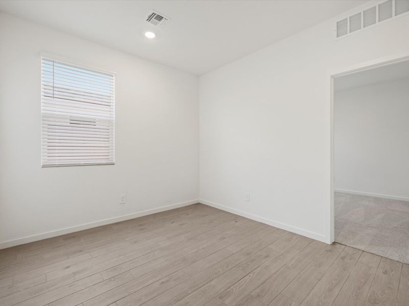 Spacious, unfurnished interior of a new home in Bella Vista Farms Estate Series, San Tan Valley (Image 8). Spacious, unfurnished interior of a new home in Bella Vista Farms Estate Series, San Tan Valley (Image 8).