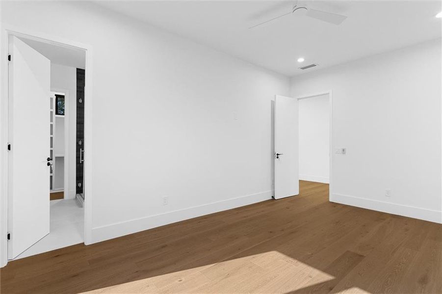 Spacious, unfurnished interior of a new home in , Sugar Hill (Image 72).