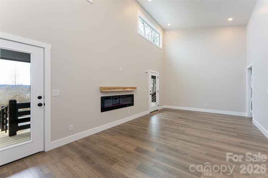 Right Wing-Living Room with Fireplace