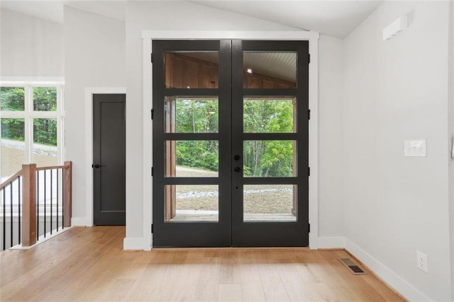 Spacious, unfurnished interior of a new home in , Ellijay (Image 39). Spacious, unfurnished interior of a new home in , Ellijay (Image 39).