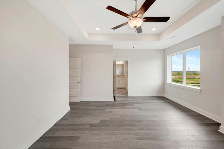 Spacious, unfurnished interior of a new home in Elyson 40', Katy (Image 31).