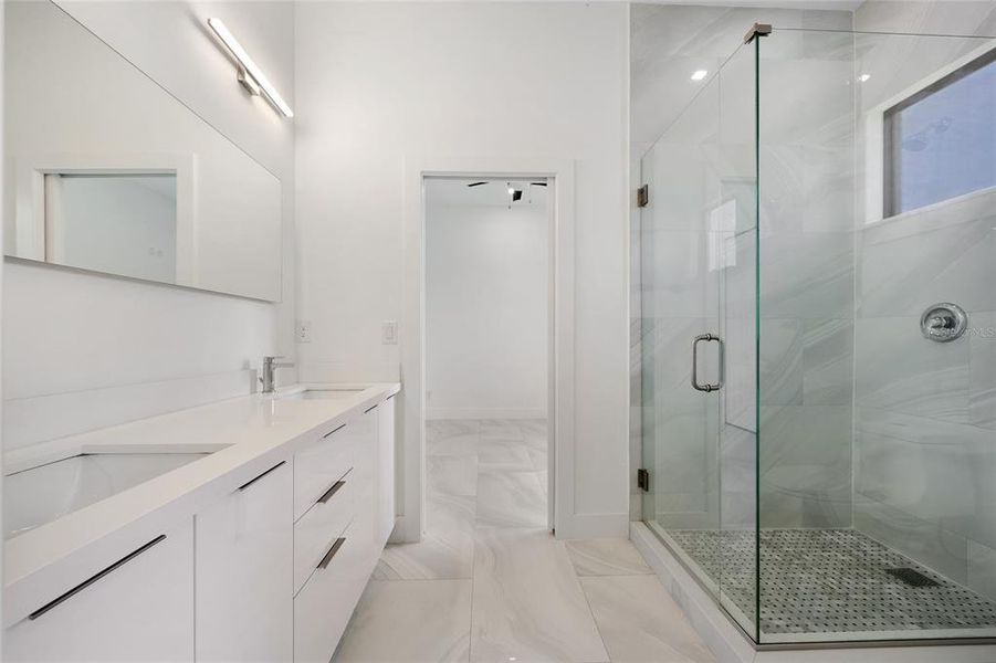 Image 41 of a home in .