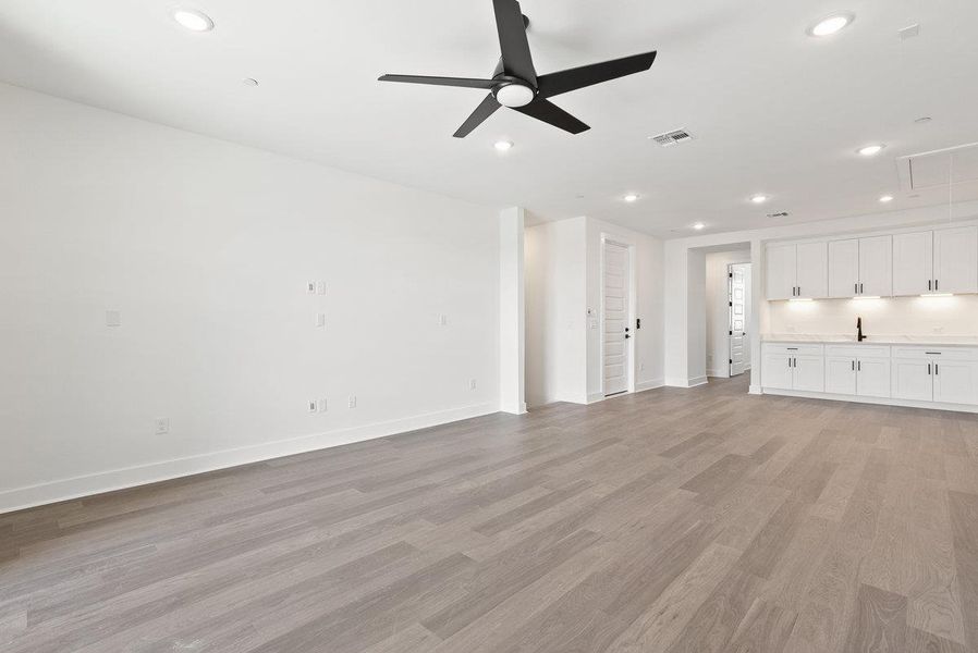 Spacious, unfurnished interior of a new home in The Grove, Austin (Image 23).