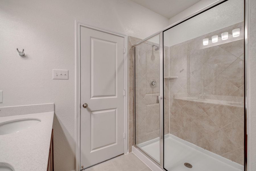 Furnished interior view inside a new home in Sonterra - Cool Water, Jarrell (Image 10). Furnished interior view inside a new home in Sonterra - Cool Water, Jarrell (Image 10).