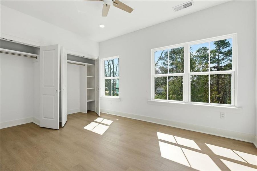 Spacious, unfurnished interior of a new home in , Alpharetta (Image 21).