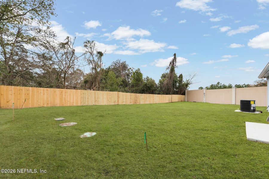 Exterior details and patio area of a home in , Jacksonville (Image 3).