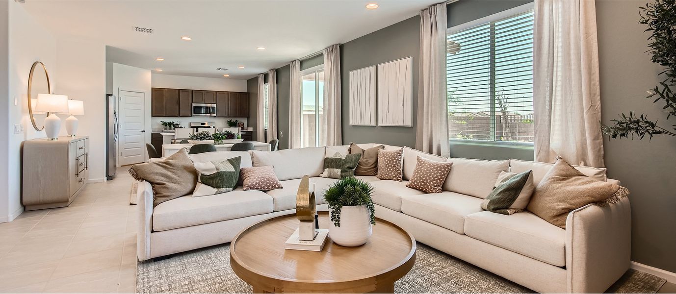 4049 Avery Family 3of3 F1 Base2