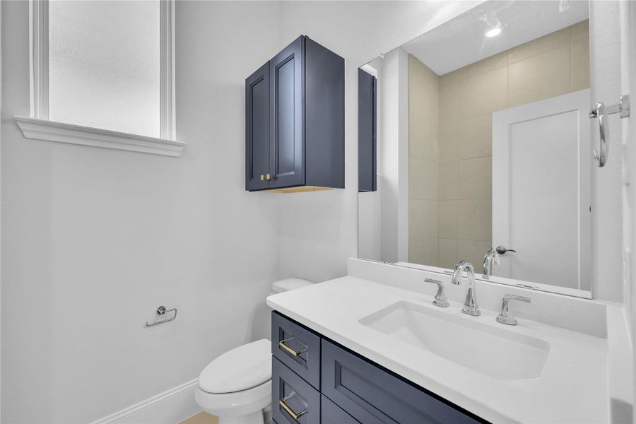 Furnished interior view inside a new home in Bentwater, Montgomery (Image 45). Furnished interior view inside a new home in Bentwater, Montgomery (Image 45).