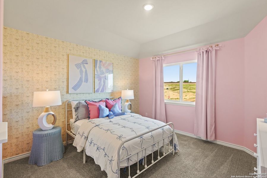 Furnished interior view inside a new home in Cinco Lakes, San Antonio (Image 5).