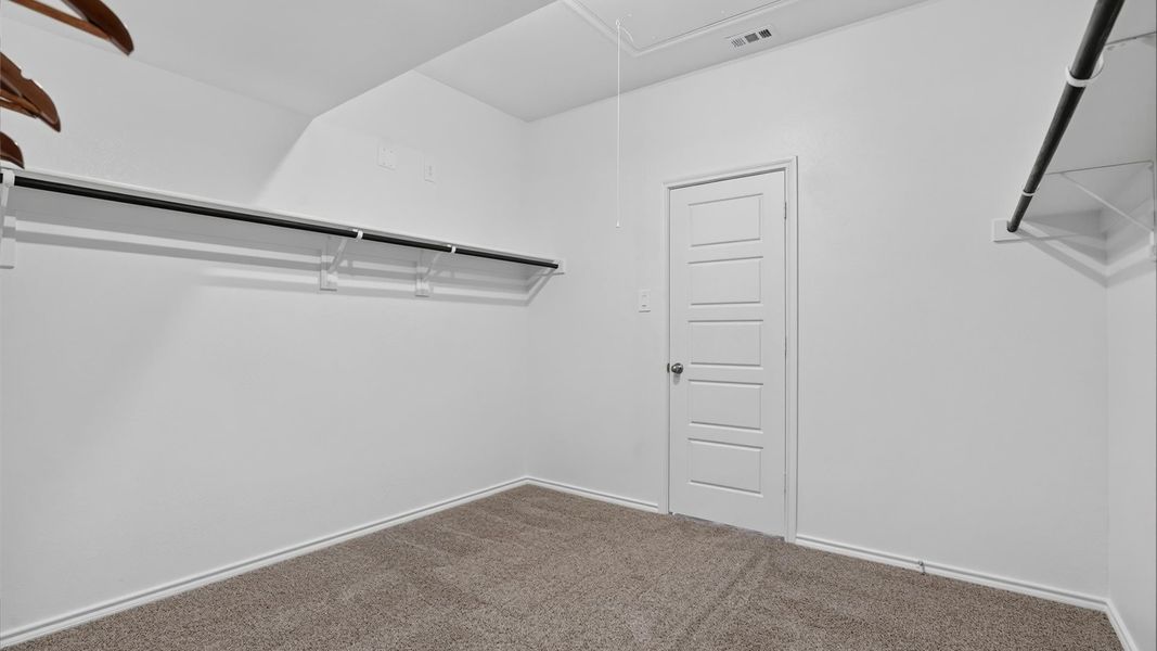 Spacious, unfurnished interior of a new home in Rock Creek West, Fort Worth (Image 22). Spacious, unfurnished interior of a new home in Rock Creek West, Fort Worth (Image 22).