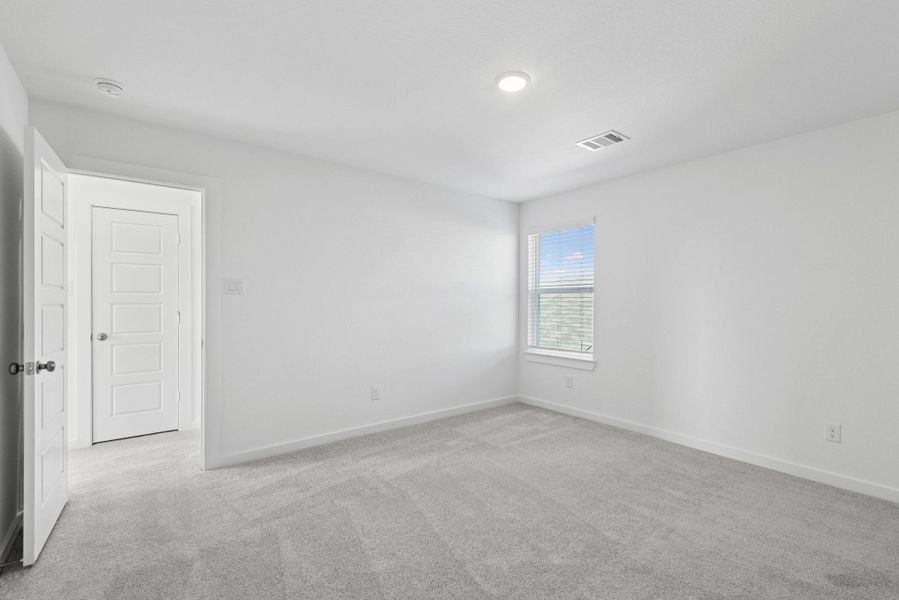 Spacious, unfurnished interior of a new home in Miller's Pond, Rosenberg (Image 19). Spacious, unfurnished interior of a new home in Miller's Pond, Rosenberg (Image 19).