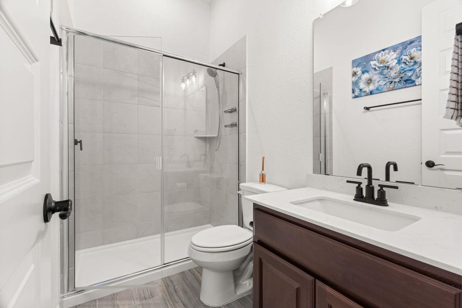 Furnished interior view inside a new home in Santa Rita Ranch, Liberty Hill (Image 19).