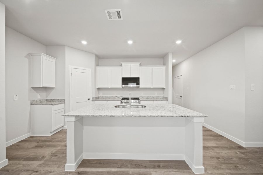 Furnished interior view inside a new home in Riverwood Ranch, Angleton (Image 6). Furnished interior view inside a new home in Riverwood Ranch, Angleton (Image 6).