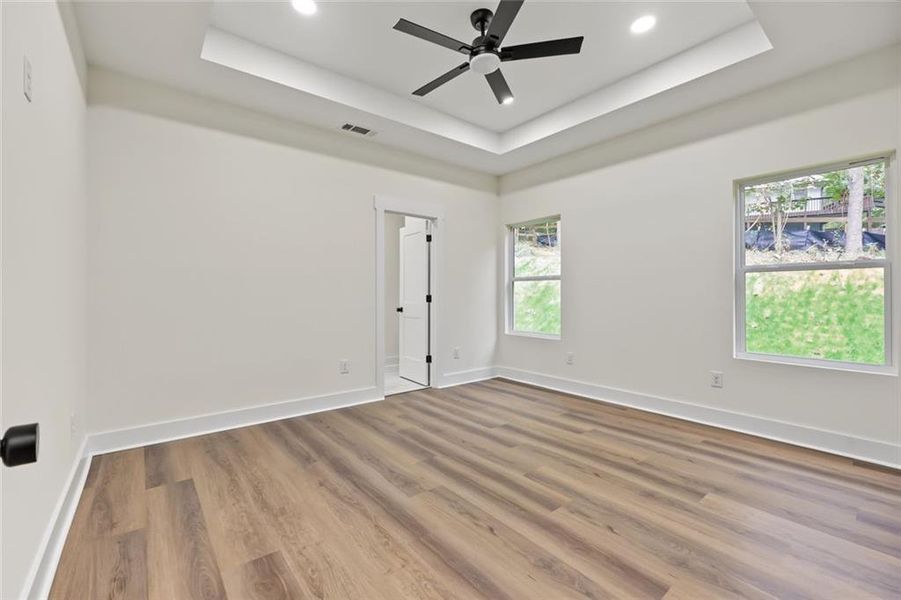 Spacious, unfurnished interior of a new home in , Gainesville (Image 37). Spacious, unfurnished interior of a new home in , Gainesville (Image 37).