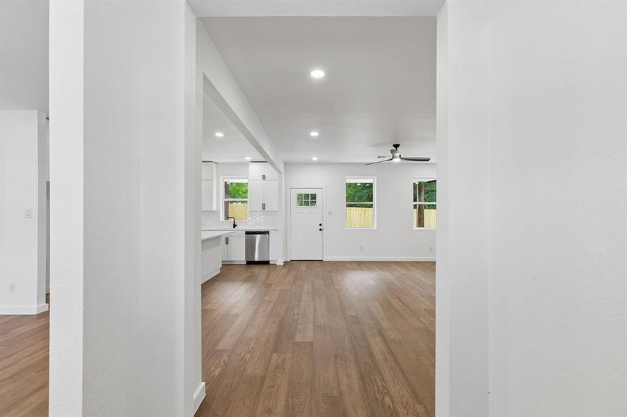 Spacious, unfurnished interior of a new home in , Runaway Bay (Image 22).