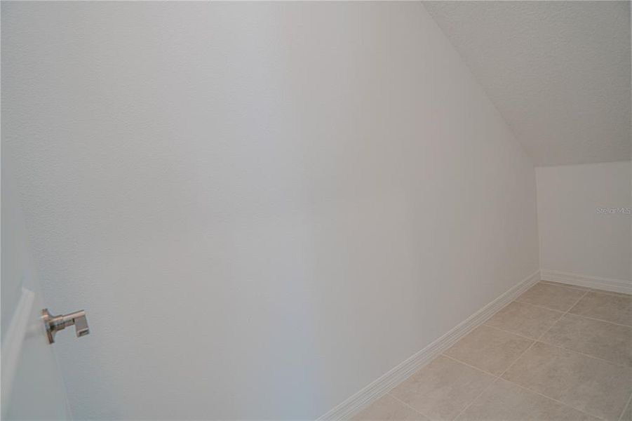 Image 33 of a home in .