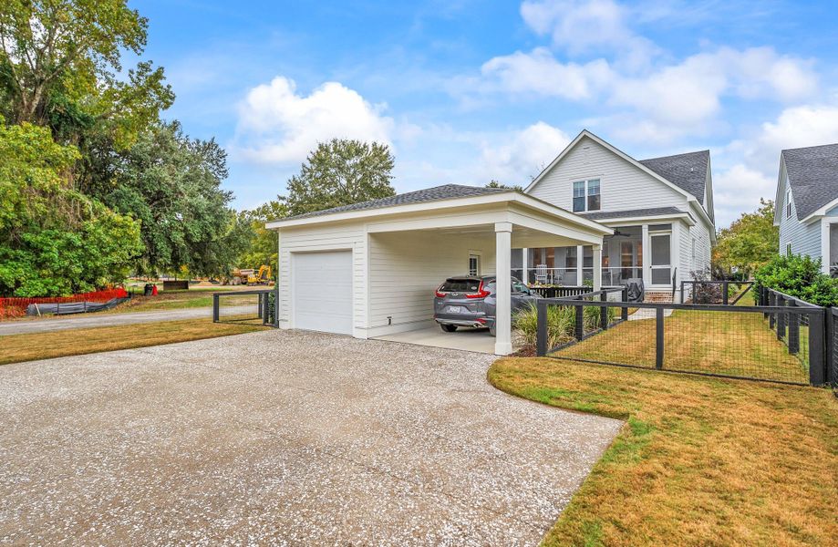 Exterior details and patio area of a home in , Beaufort (Image 20).