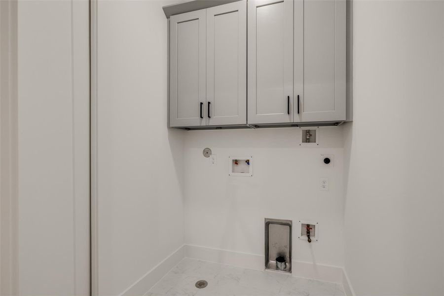 ASK ABOUT CUSTOMIZATION OPTIONS DURING CONSTRUCTION ONLY *MAZZARINO MODEL HOME * PHOTOS MAY SHOW A SIMILAR FLOOR PLAN AND/OR UPGRADED/ALTERNATIVE FINISHES * Please use these photos as a guide *THIS IS AN ACTIVE CONSTRUCTION SITE, BUYERS MUST REQUEST APPOINTMENT TO BE ON PREMISE AT ALL TIMES. ASK ABOUT CUSTOMIZATION OPTIONS DURING CONSTRUCTION ONLY *MAZZARINO MODEL HOME * PHOTOS MAY SHOW A SIMILAR FLOOR PLAN AND/OR UPGRADED/ALTERNATIVE FINISHES * Please use these photos as a guide *THIS IS AN ACTIVE CONSTRUCTION SITE, BUYERS MUST REQUEST APPOINTMENT TO BE ON PREMISE AT ALL TIMES.