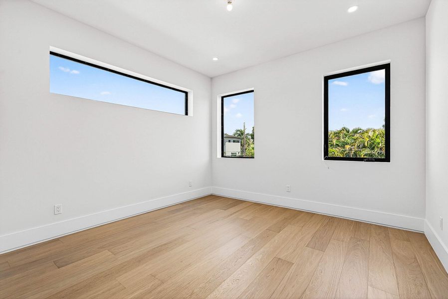 Bathroom 2 ensuite Bathroom 2 ensuite