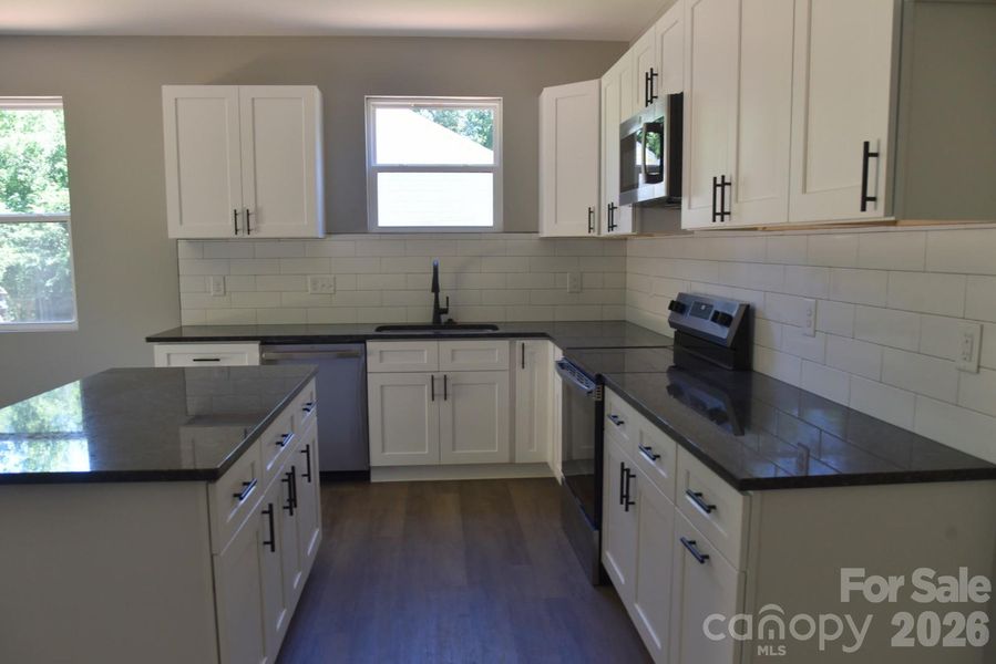 Furnished interior view inside a new home in , Lincolnton (Image 5).