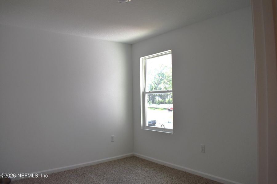 Spacious, unfurnished interior of a new home in Irongate Villas, Jacksonville (Image 25).