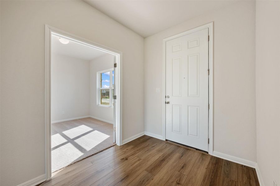 Representative images and renderings are for illustrative purposes. Actual structural options and design finishes of home may vary. Representative images and renderings are for illustrative purposes. Actual structural options and design finishes of home may vary.