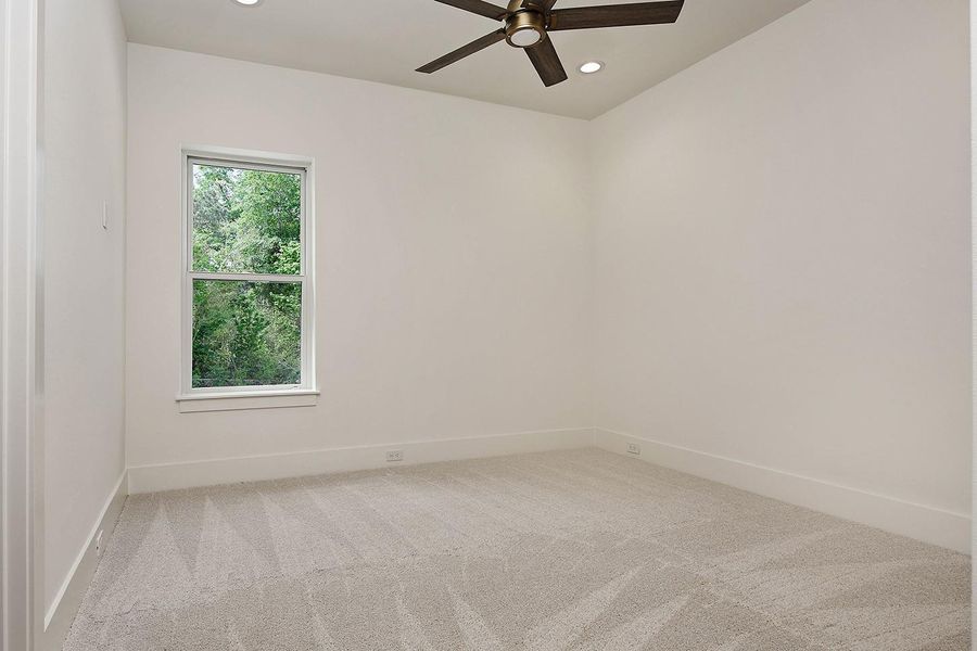 Spacious, unfurnished interior of a new home in , Willis (Image 22).
